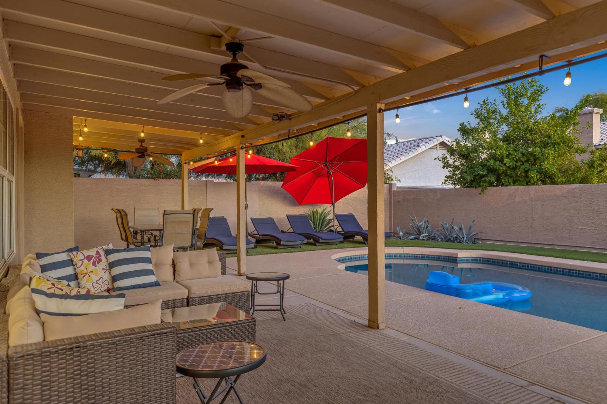 Luxe Phoenix Getaway Exterior photo